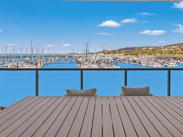 Apartment for sale in Airlie Beach