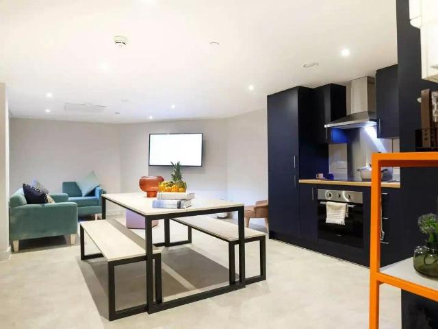 Studio for rent in Devonshire, South Yorkshire