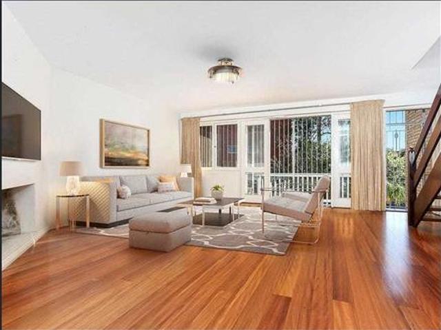 Townhouse for rent in Sydney, New South Wales