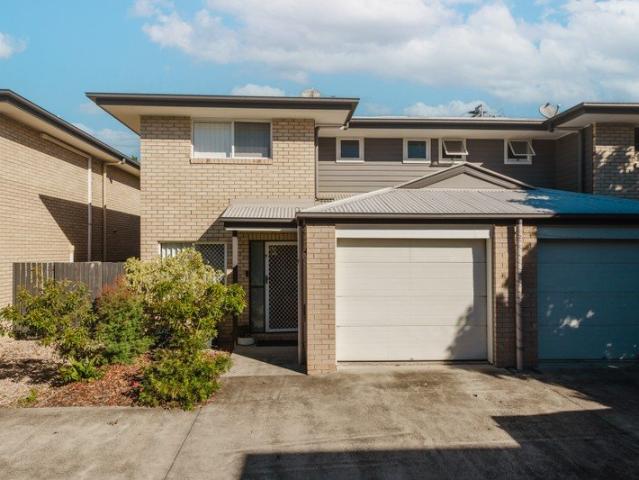 Townhouse for sale in Toombul, Queensland