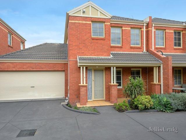 Townhouse for rent in Camerons Creek, Victoria