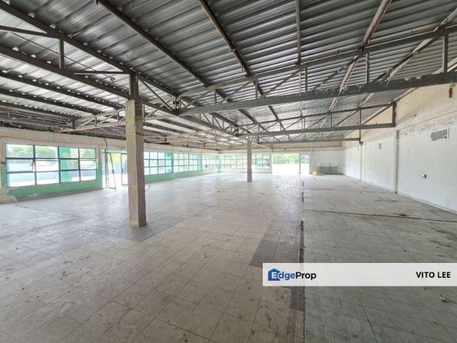Warehouse for rent in Malaka