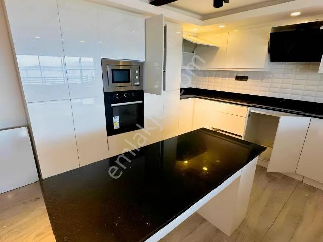 Zeytinalanı Mahallesi, Urla içerisinde kiralık mülk