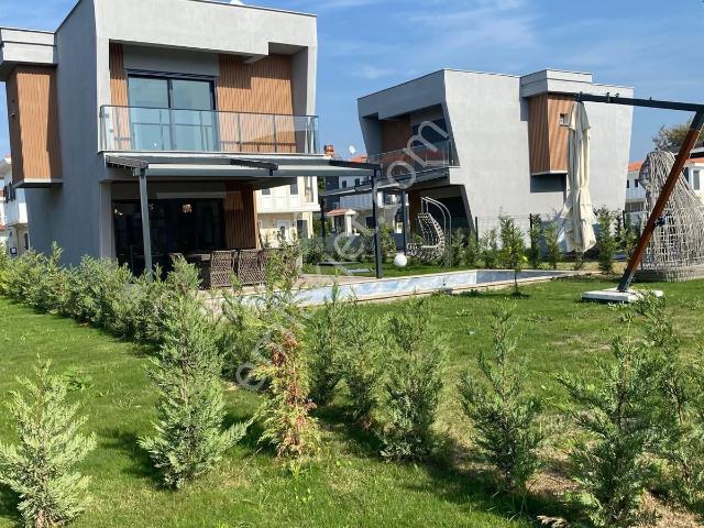 Kuşadasi, Aydin içerisinde satılık Villa