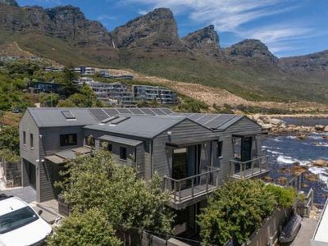 House for sale in Cape Town, Western Cape