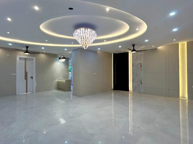 Flat for sale in Hariana