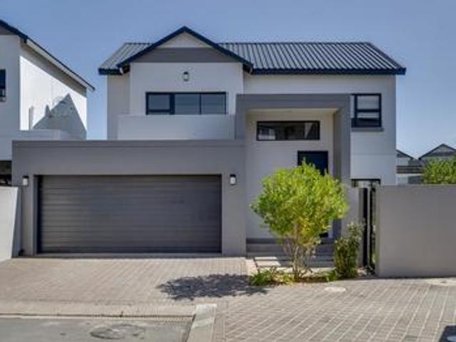House for sale in Sandton