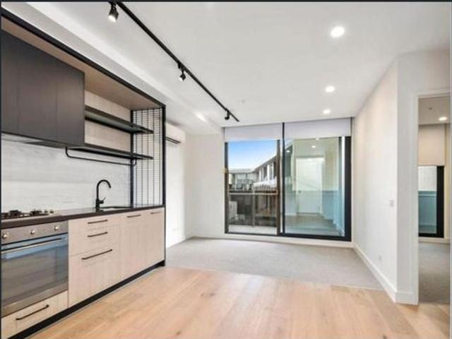 Apartment for rent in Essendon North, Melbourne