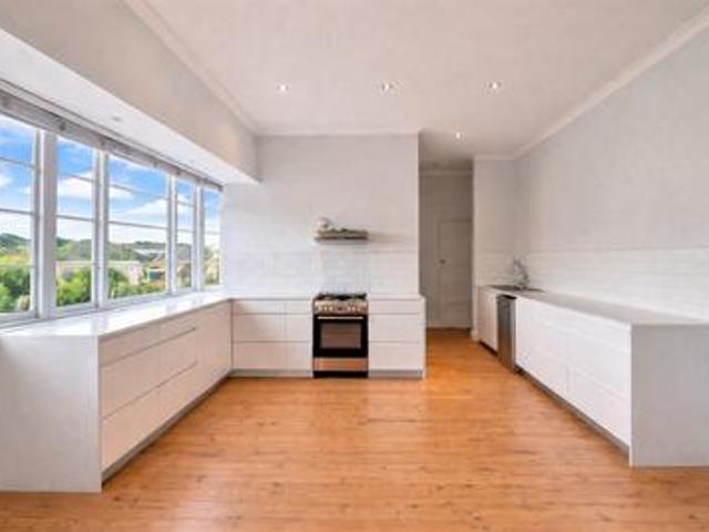 Apartment for sale in Cape Town, Western Cape