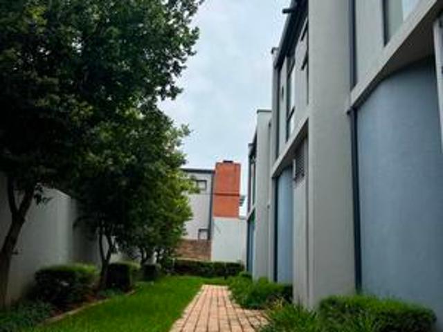 House for rent in Waterkloof, Gauteng