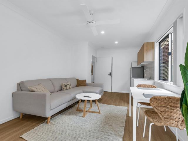 Granny Flat for rent in Methul, Queensland