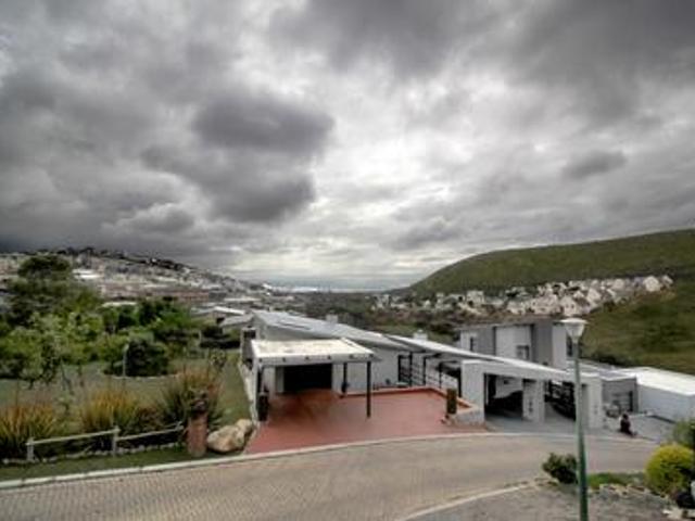 Townhouse for sale in Groot Brak Rivier, Western Cape
