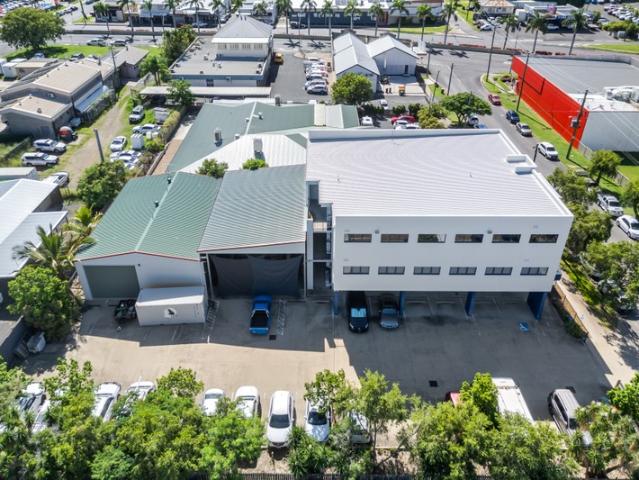 Office for rent in Berserker, Rockhampton