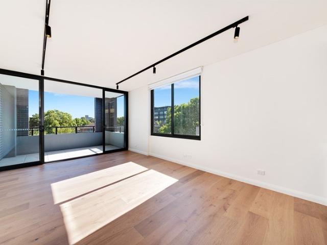 Apartment for rent in Crows Nest Junction, Sydney