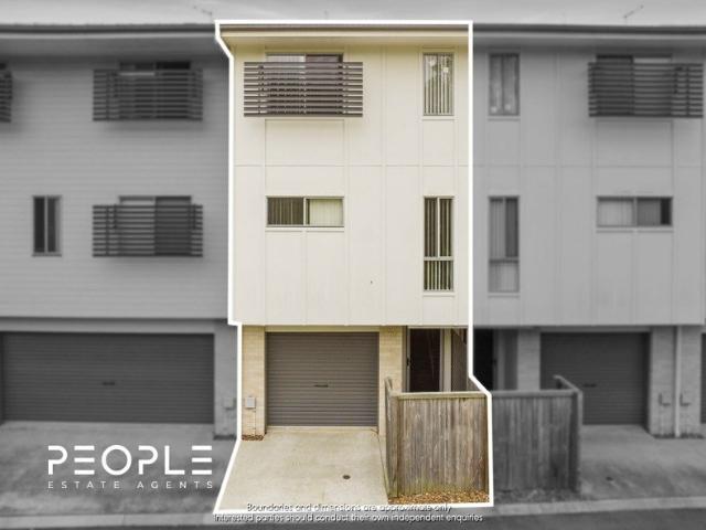 Townhouse for sale in Toombul, Queensland