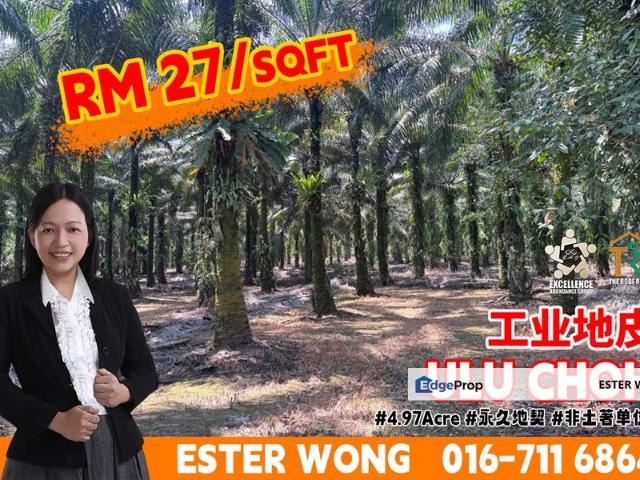Warehouse for sale in Pekan Nenas, Johor