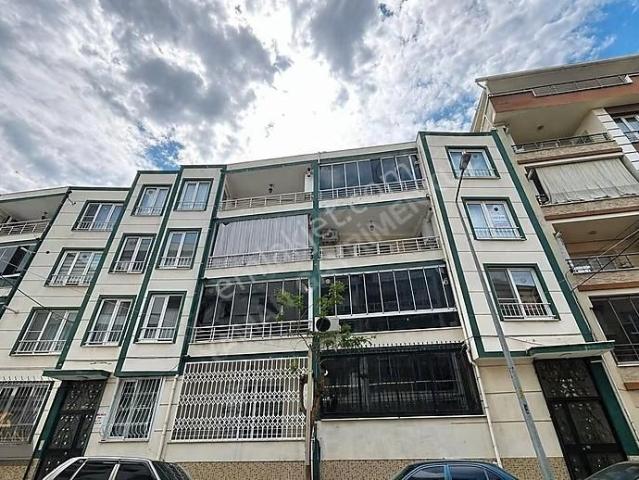 Akhisar, Manisa içerisinde satılık mülk