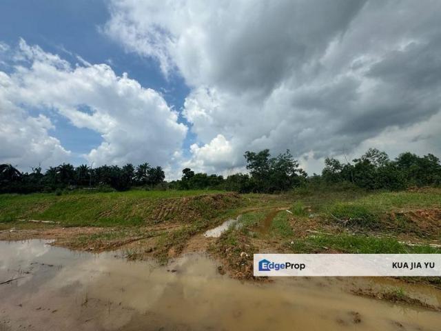 Warehouse for sale in Pekan Nenas, Johor