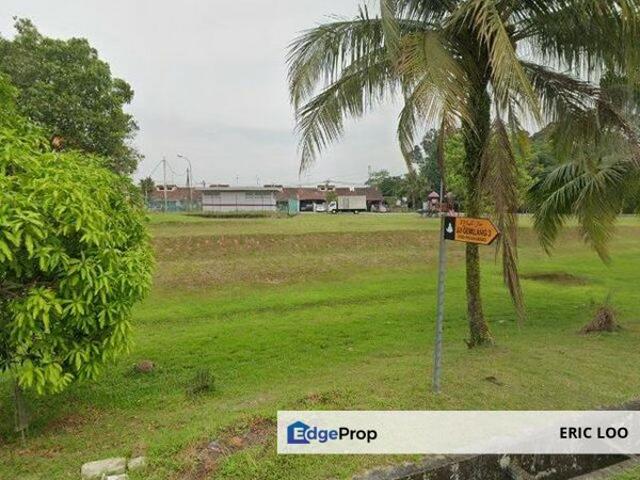 Warehouse for sale in Pekan Nenas, Johor