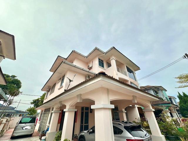 Residential House for sale in Ulu Tiram, Johor