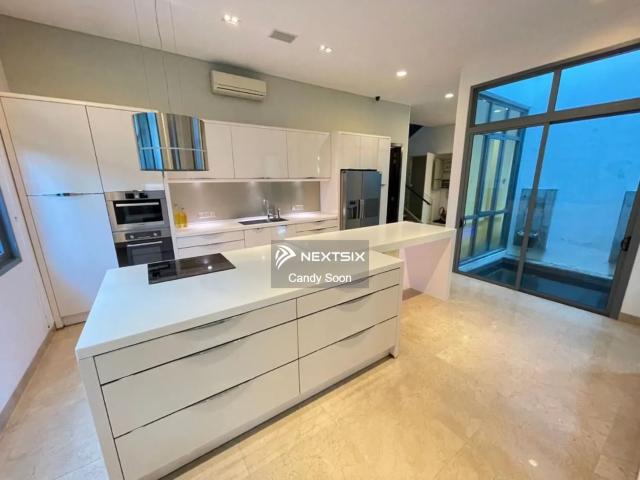 Residential House for sale in Ulu Tiram, Johor