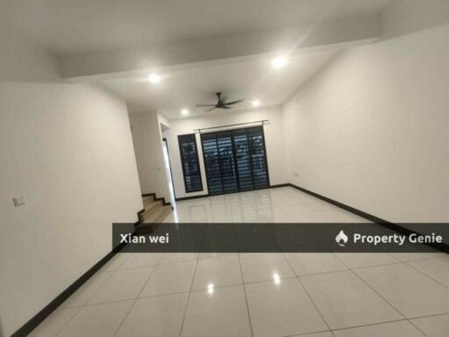 Apartment for rent in Bandar Tiram, Ulu Tiram