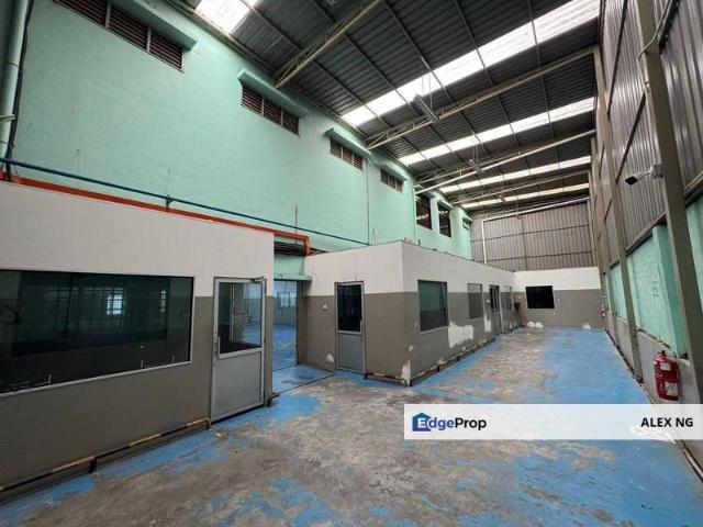 Warehouse for sale in Ulu Tiram, Johor