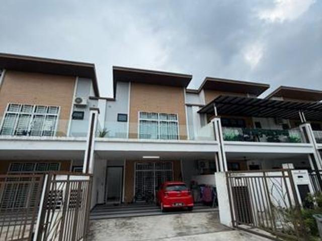 Terraced House for sale in Ulu Tiram, Johor