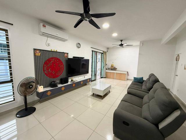 Terraced House for sale in Ulu Tiram, Johor