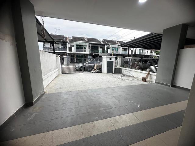 Terraced House for sale in Ulu Tiram, Johor