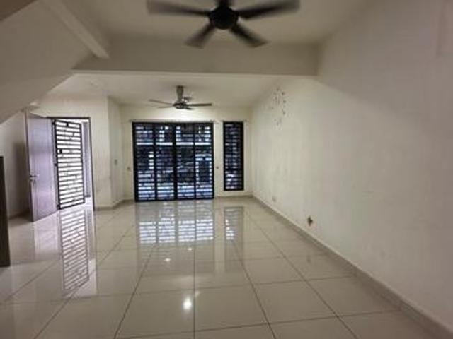 Terraced House for sale in Ulu Tiram, Johor
