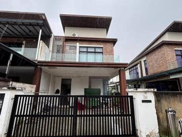 Residential House for sale in Ulu Tiram, Johor