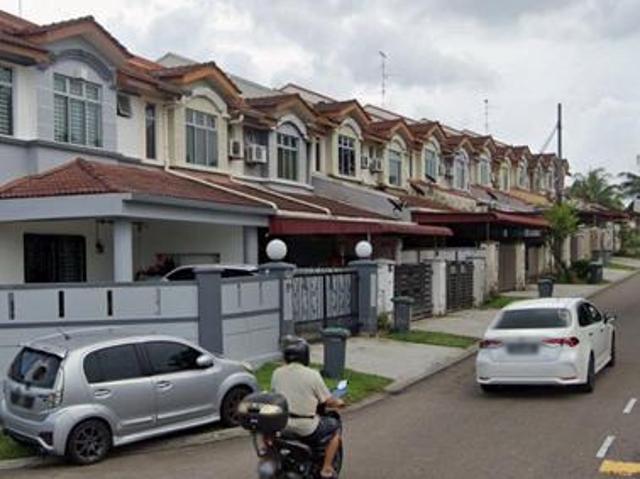 Terraced House for sale in Ulu Tiram, Johor
