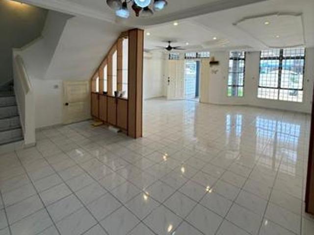 Terraced House for sale in Ulu Tiram, Johor