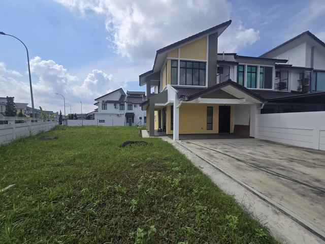 Terraced House for sale in Ulu Tiram, Johor