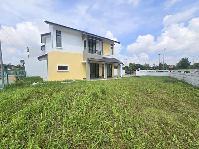 Terraced House for sale in Ulu Tiram, Johor