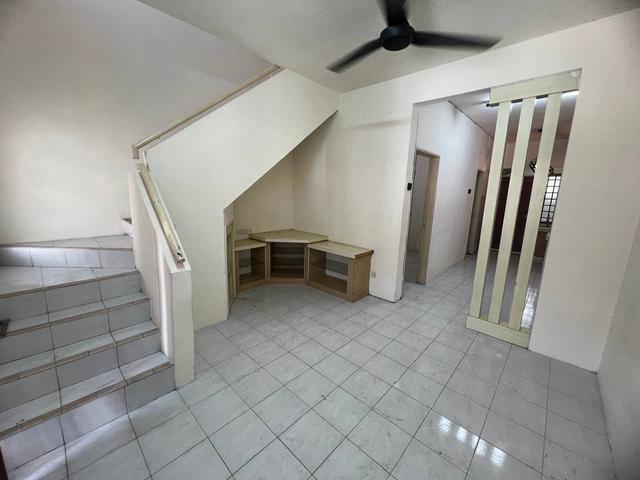 Terraced House for rent in Ulu Tiram, Johor