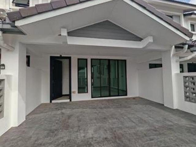 Terraced House for sale in Ulu Tiram, Johor