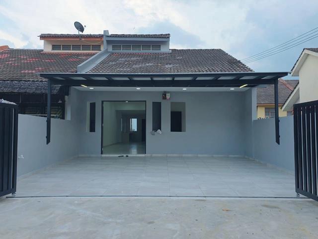 Terraced House for sale in Ulu Tiram, Johor