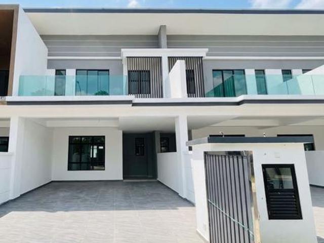 Terraced House for sale in Ulu Tiram, Johor