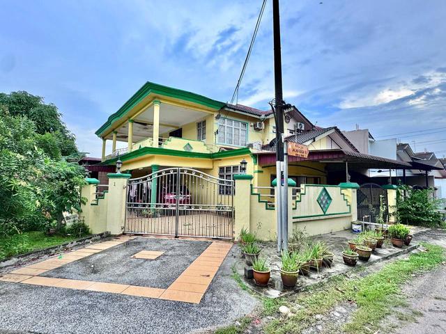 Terraced House for sale in Ulu Tiram, Johor