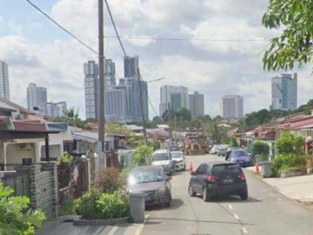 Terraced House for sale in Ulu Tiram, Johor