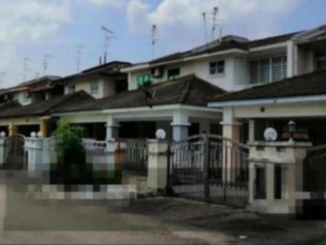 Terraced House for sale in Ulu Tiram, Johor