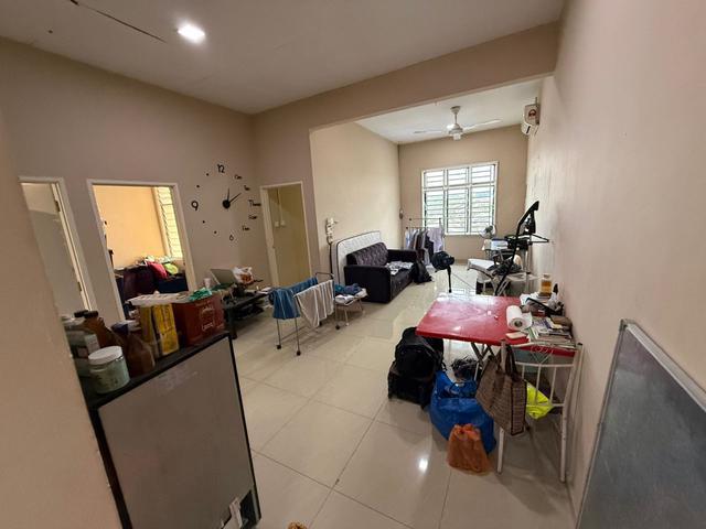Flat for sale in Ulu Tiram, Johor