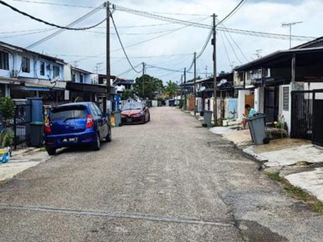 Terraced House for sale in Ulu Tiram, Johor