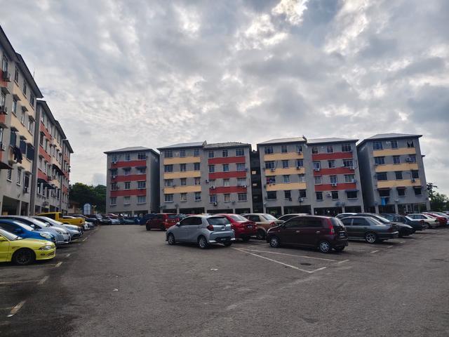 Flat for sale in Ulu Tiram, Johor