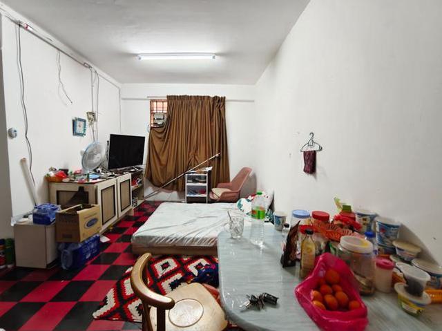 Flat for sale in Ulu Tiram, Johor