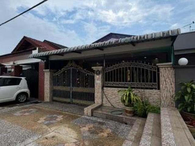 Terraced House for sale in Ulu Tiram, Johor