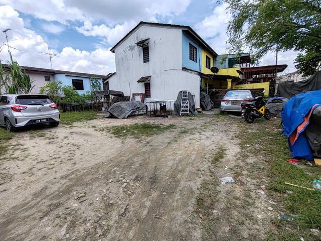 Terraced House for sale in Ulu Tiram, Johor