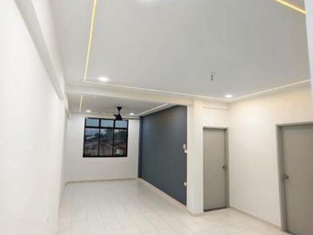 Flat for sale in Ulu Tiram, Johor